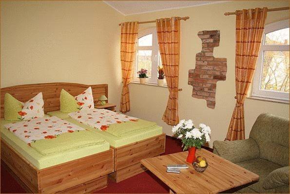 Landhotel Zum Honigdieb Рибниц-Дамгартен Экстерьер фото